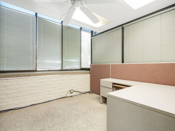 Professional Office Space Located Off Shaw Ave: 1241 E Shaw Ave, Fresno, CA 93710